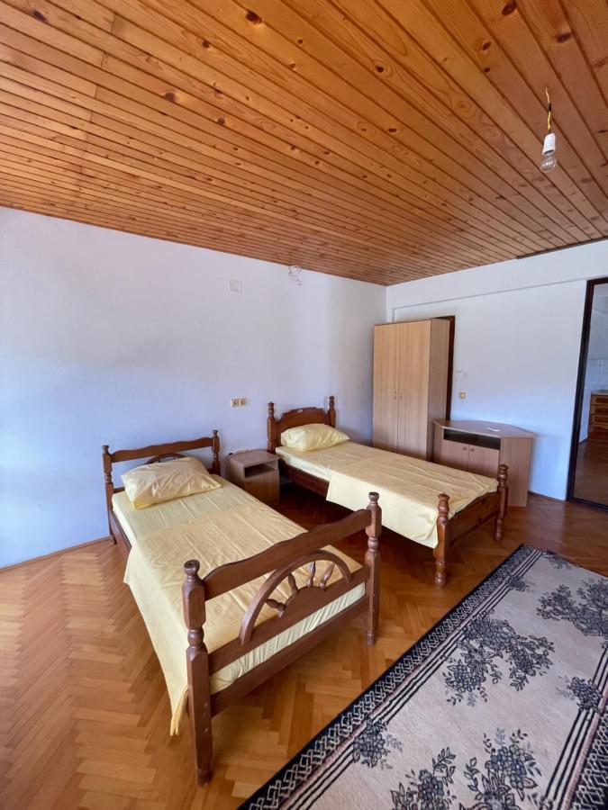 Summer Sky Hotel Ulcinj Buitenkant foto