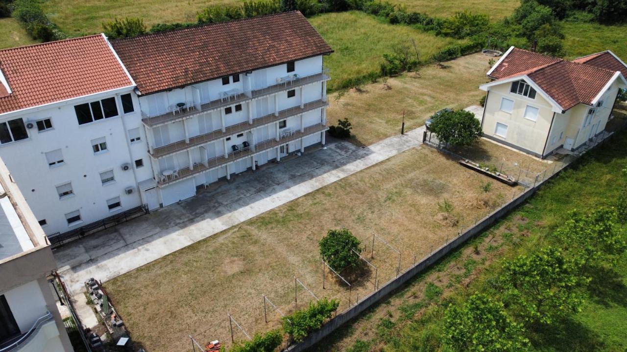Summer Sky Hotel Ulcinj Buitenkant foto